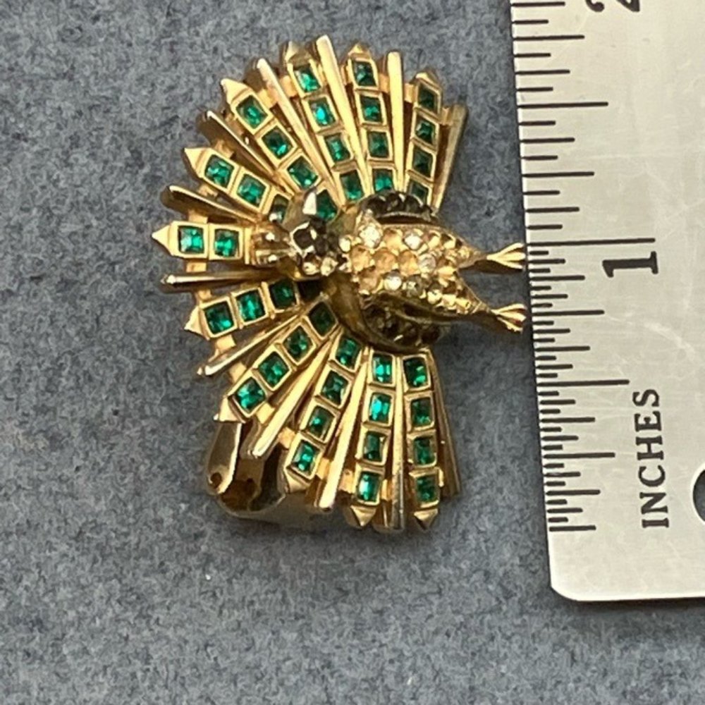 Vintage Scarf Clip As Is Peacock Gold Emerald Green Clear Rhinestone Retro Bird - Picture 10 of 11